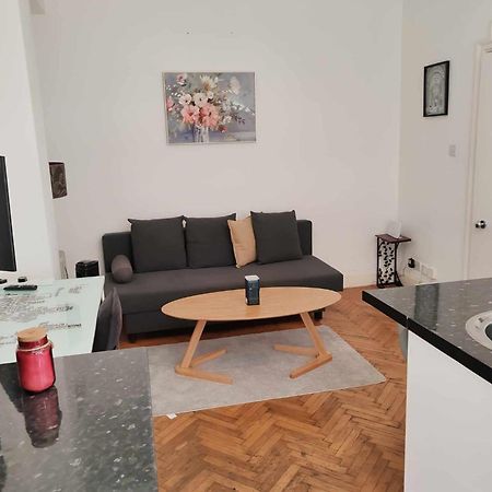 One Bedroom Apartment By Bayswater, Hyde Park لندن المظهر الخارجي الصورة