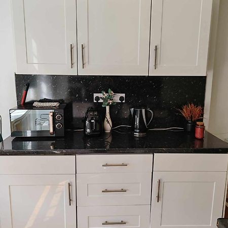 One Bedroom Apartment By Bayswater, Hyde Park لندن المظهر الخارجي الصورة