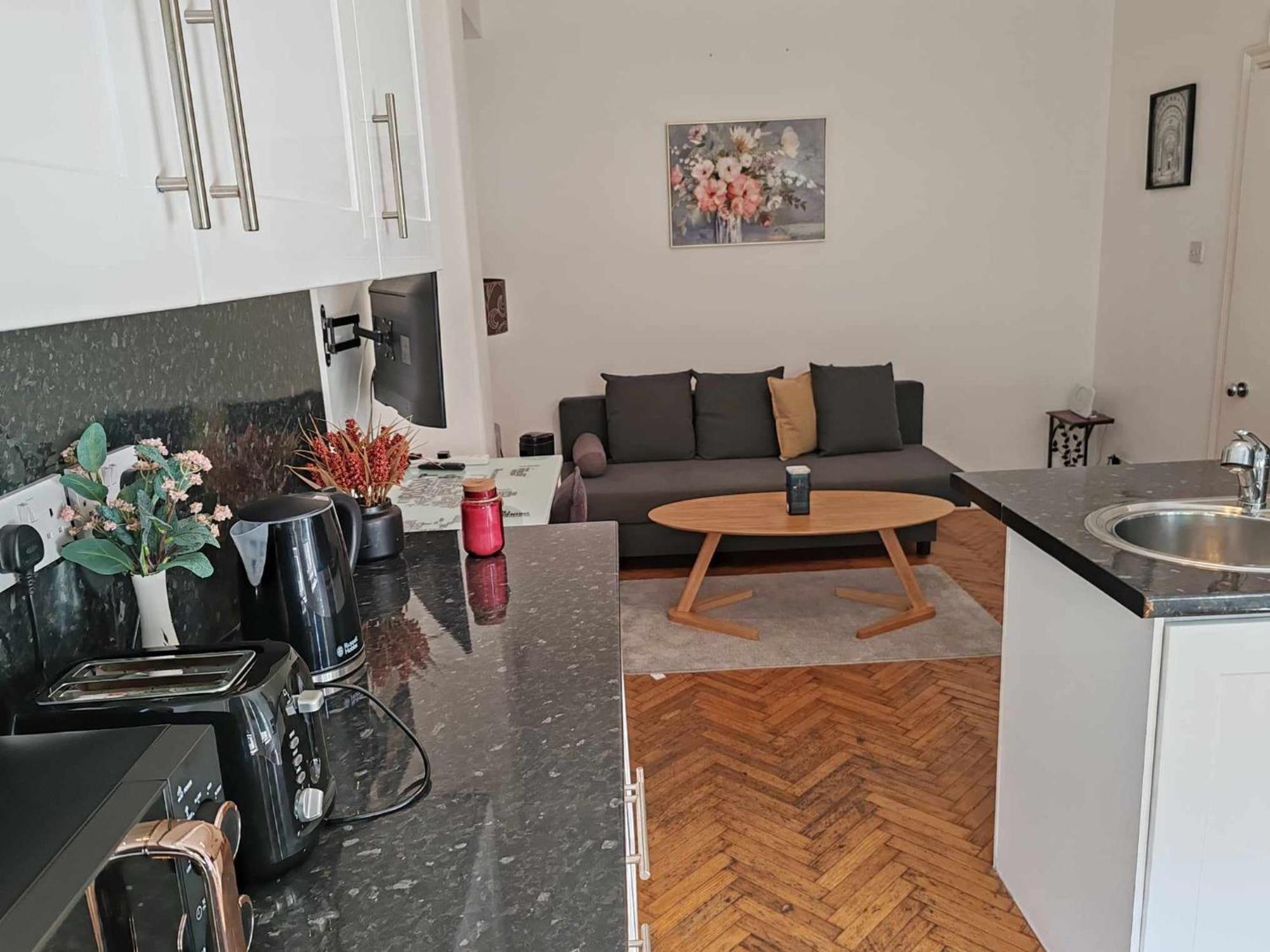 One Bedroom Apartment By Bayswater, Hyde Park لندن المظهر الخارجي الصورة