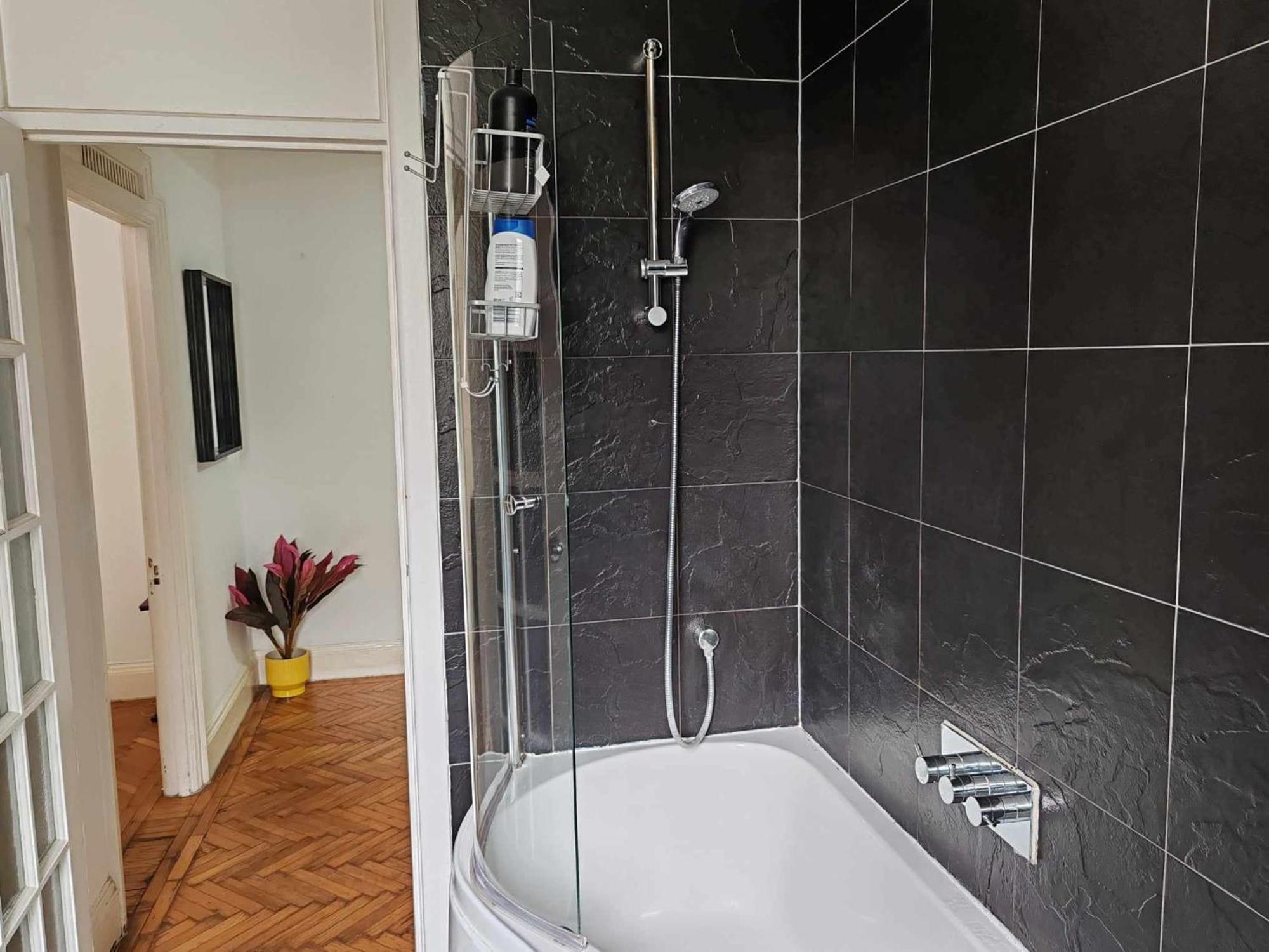 One Bedroom Apartment By Bayswater, Hyde Park لندن المظهر الخارجي الصورة