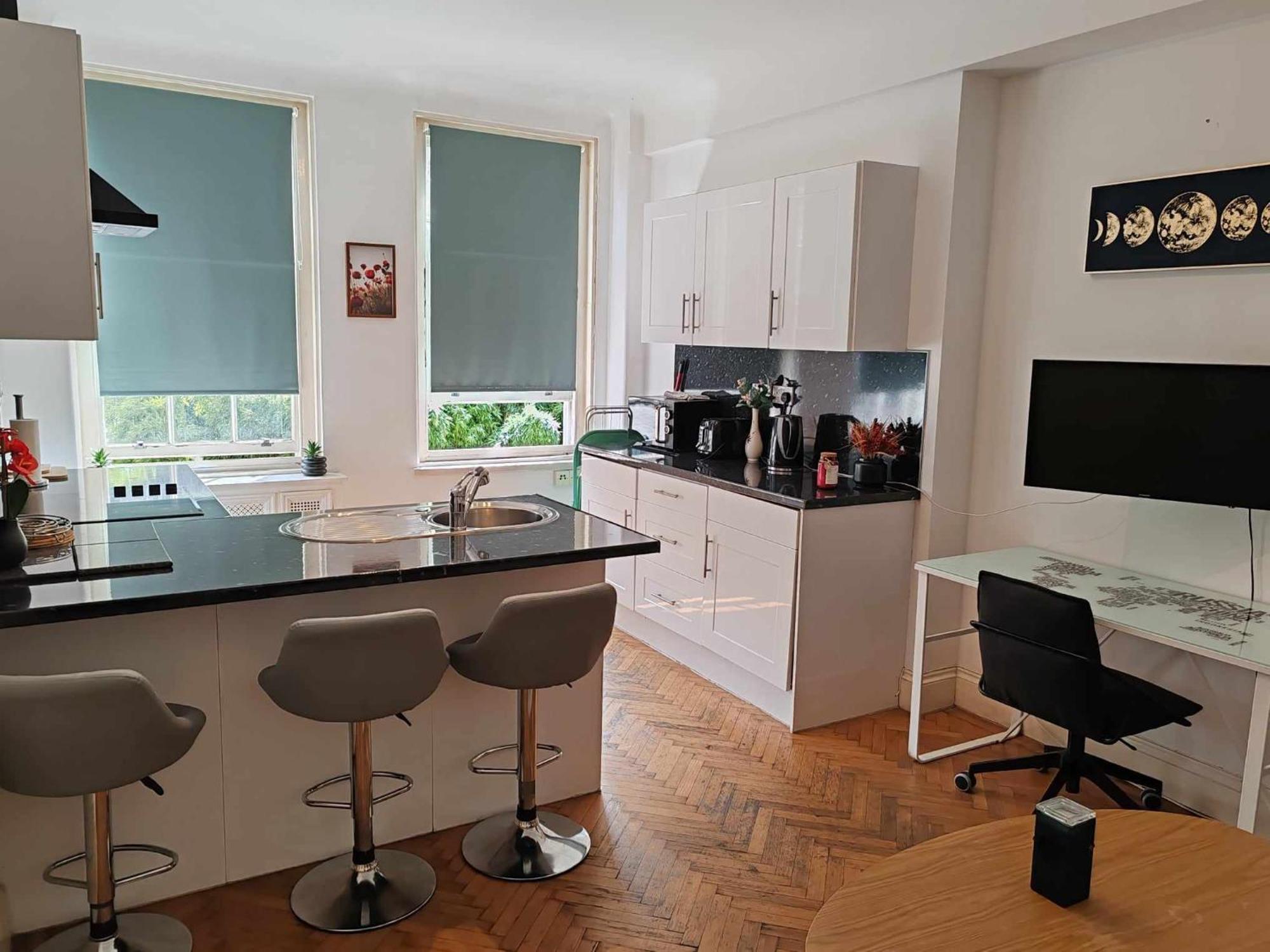 One Bedroom Apartment By Bayswater, Hyde Park لندن المظهر الخارجي الصورة